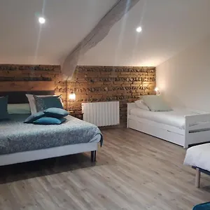 les-chambres-de-lili.midi-pyreneeshotels.com/