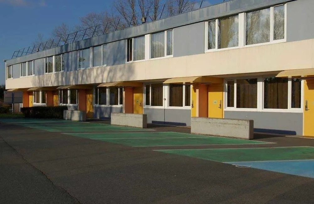** Hotel Premiere Classe Lyon Nord Dardilly France